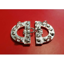 Zapięcie ozdobne w kształcie 